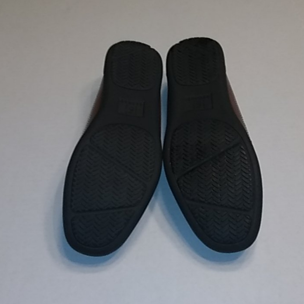 NWOT George memory foam loafers. - Picture 7 of 10
